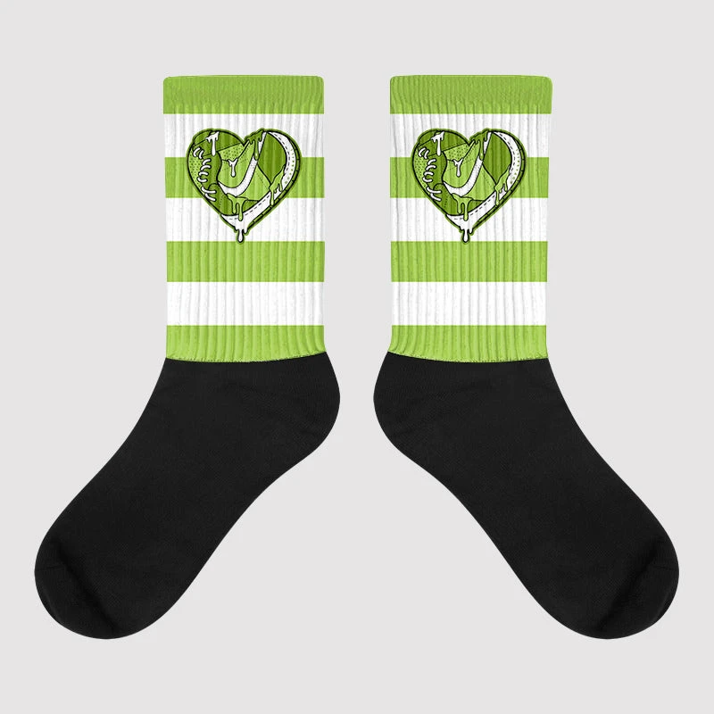 Horizontal Stripes Sublimated Socks Match Dunk Low 'Chlorophyll' 1 Horizontal Stripes Sublimated Socks Match Dunk Low 'Chlorophyll'