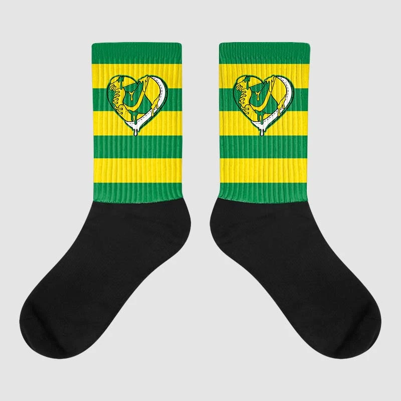 Dunk Low Reverse Brazil Sublimated Socks Horizontal Stripes Graphic 1 Dunk Low Reverse Brazil Sublimated Socks Horizontal Stripes Graphic